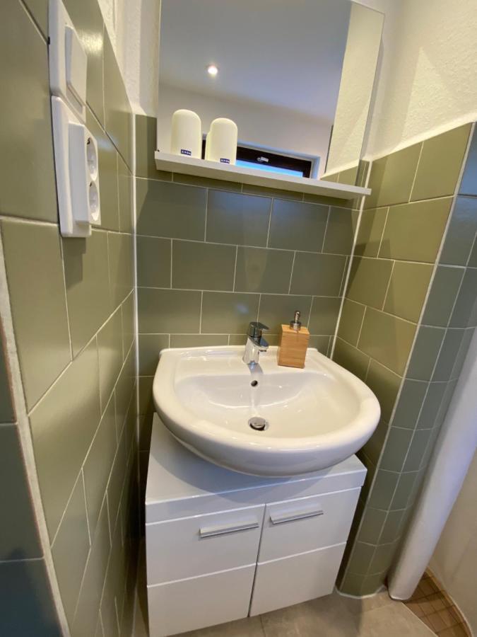 Ferienzimmer Am Strom 34 Rostock Exterior foto